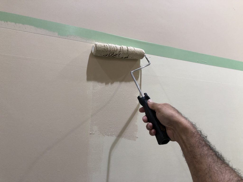 壁の塗装工事